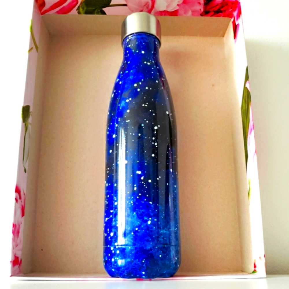 New Stainless steel insulated water bottle. 17OZ